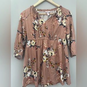 Isabel Maternity by Ingrid & Isabel Floral and Blush 3/4 Sleeve top